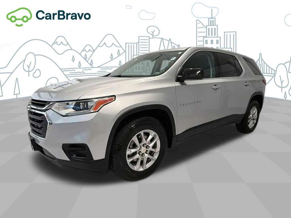 2021 Chevrolet Traverse LS — photo 1 of 7