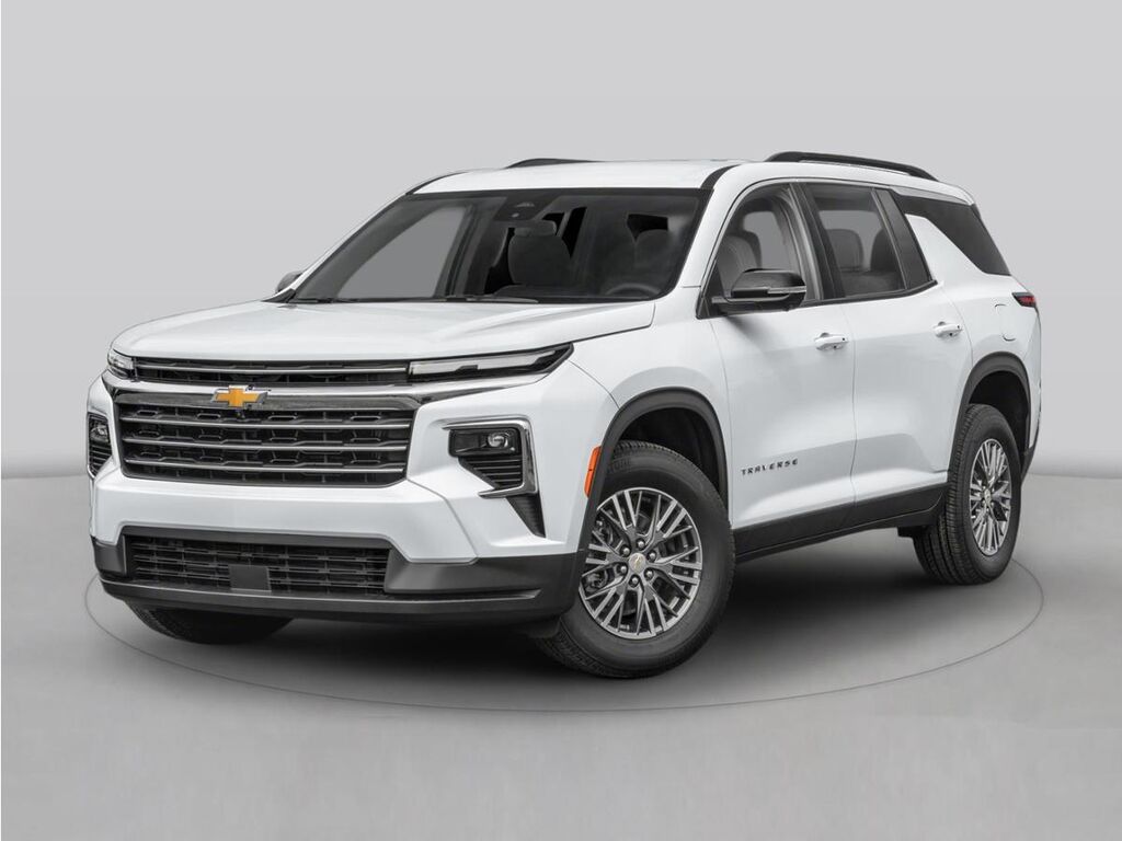 2026 Chevrolet Traverse LT — photo 1 of 13