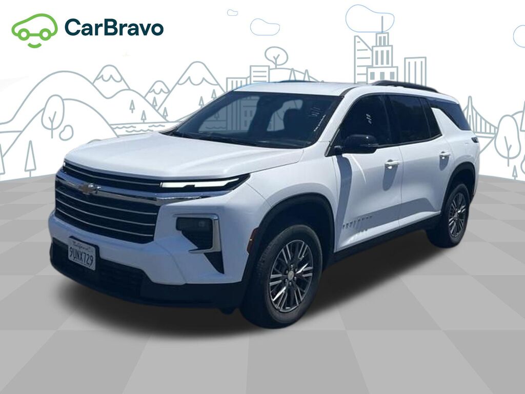 2026 Chevrolet Traverse LT — photo 1 of 7