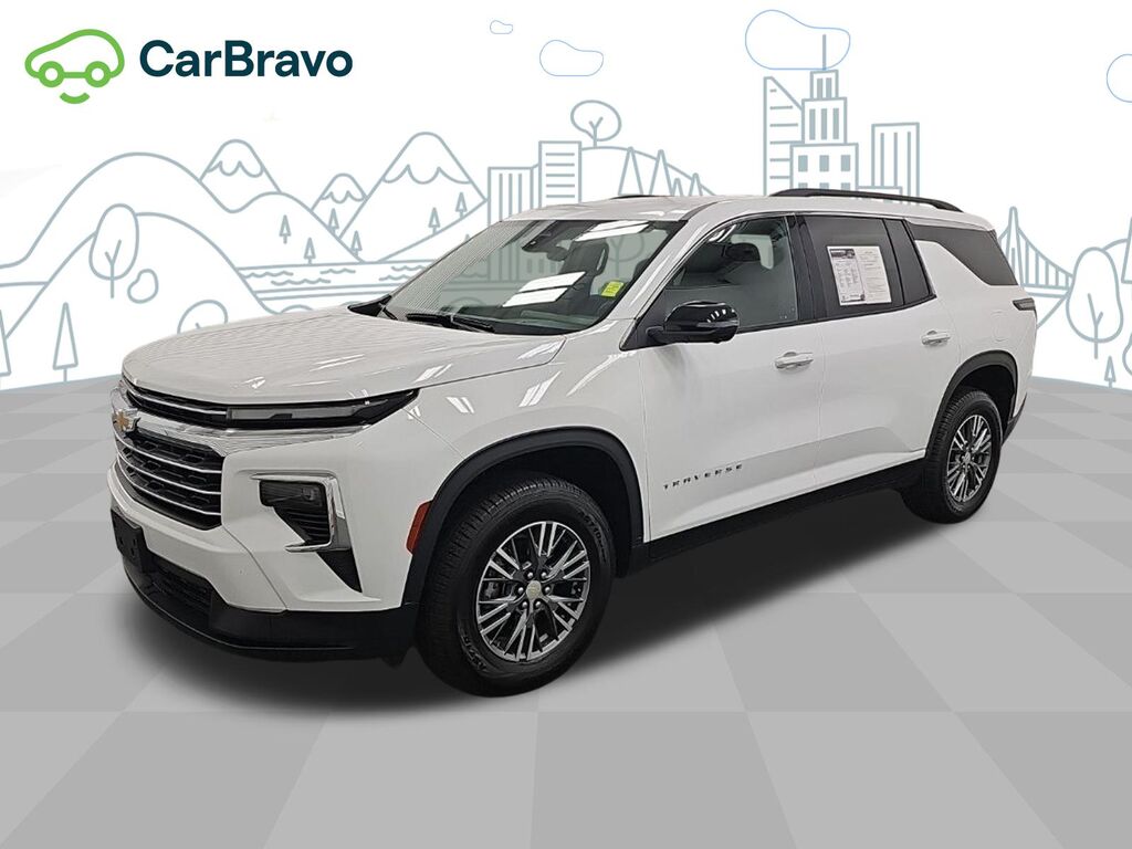 2024 Chevrolet Traverse LT — photo 1 of 7