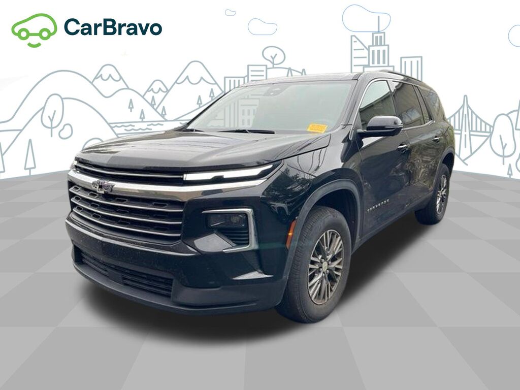 2024 Chevrolet Traverse LT — photo 1 of 7
