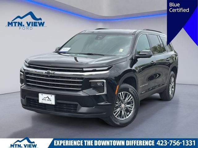 2024 Chevrolet Traverse LT