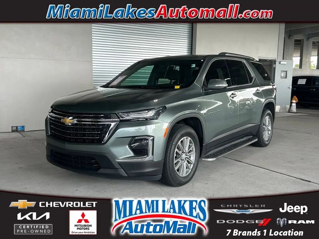 2023 Chevrolet Traverse LT Cloth — photo 1 of 13