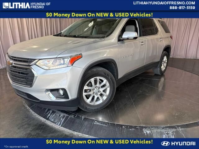 2020 Chevrolet Traverse LT Cloth