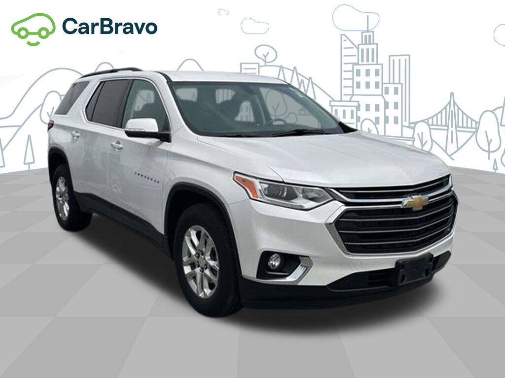2021 Chevrolet Traverse LT Cloth — photo 1 of 7