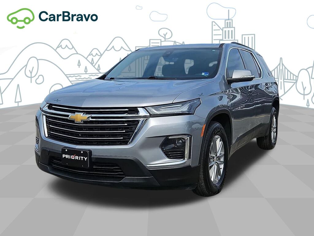 2023 Chevrolet Traverse LT Cloth — photo 1 of 6