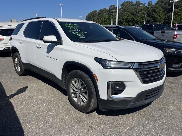 2022 Chevrolet Traverse LT Cloth