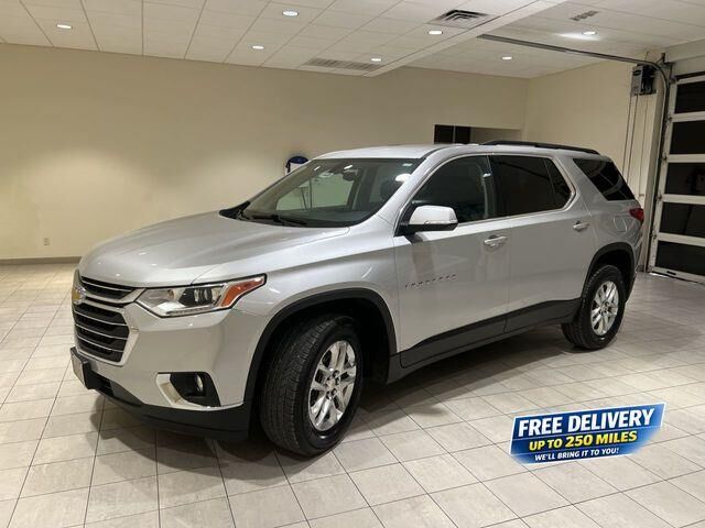 2021 Chevrolet Traverse LT Cloth