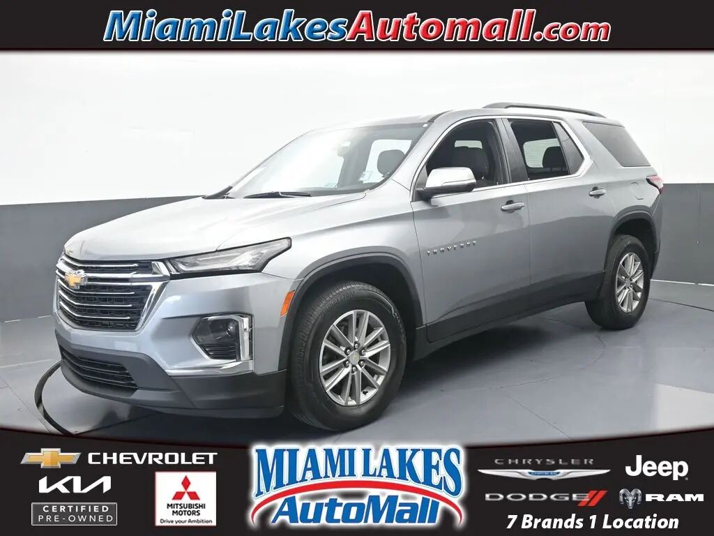 2023 Chevrolet Traverse LT Cloth — photo 1 of 13