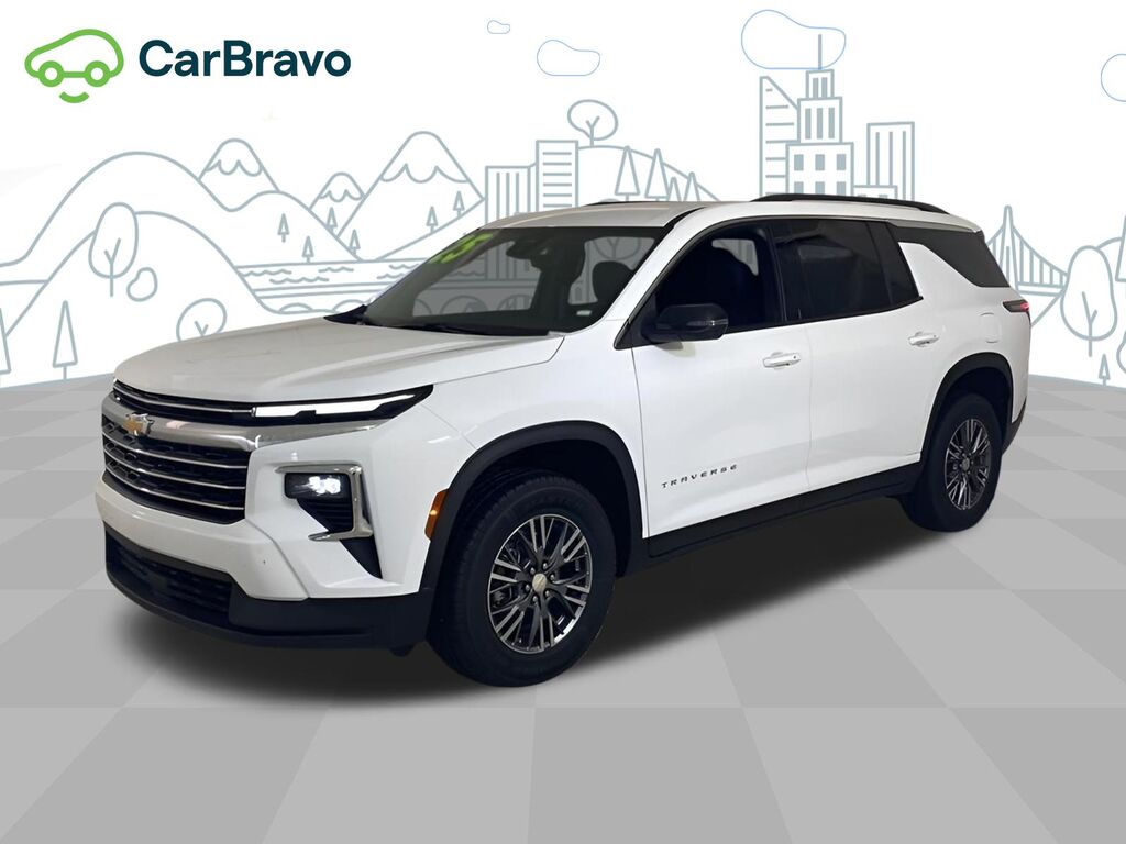 2025 Chevrolet Traverse LT — photo 1 of 7