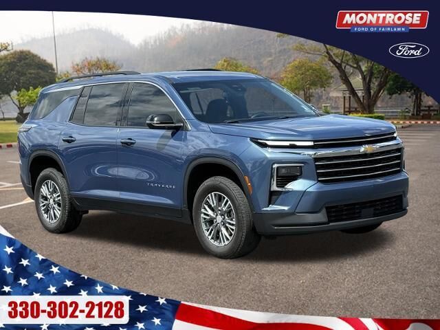 2025 Chevrolet Traverse LT
