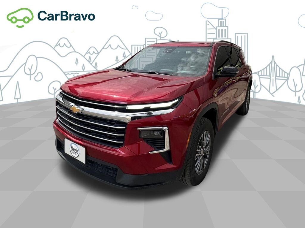 2025 Chevrolet Traverse LT — photo 1 of 6