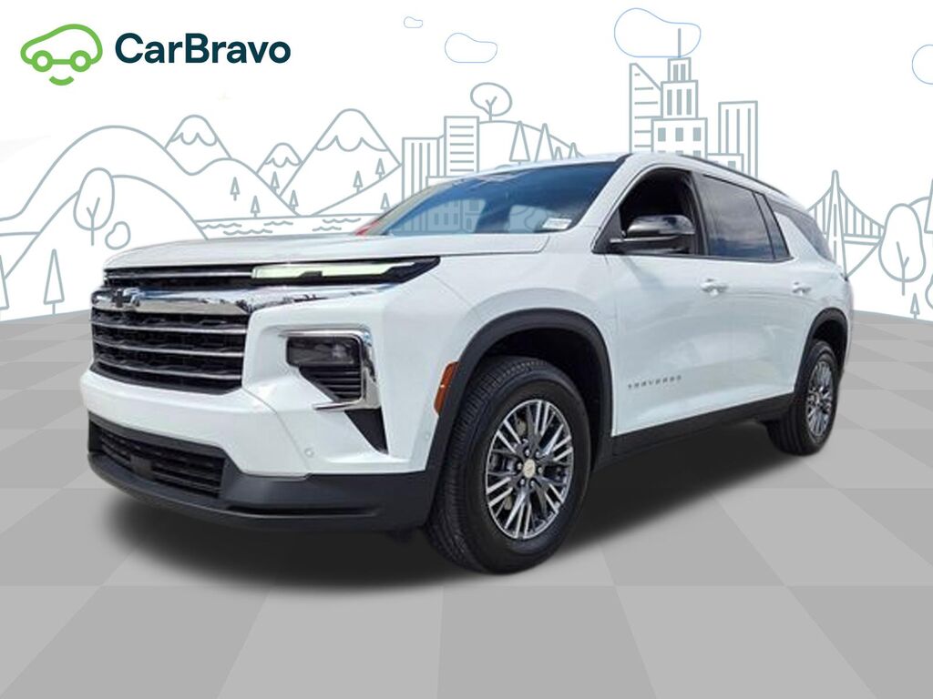 2025 Chevrolet Traverse LT — photo 1 of 6