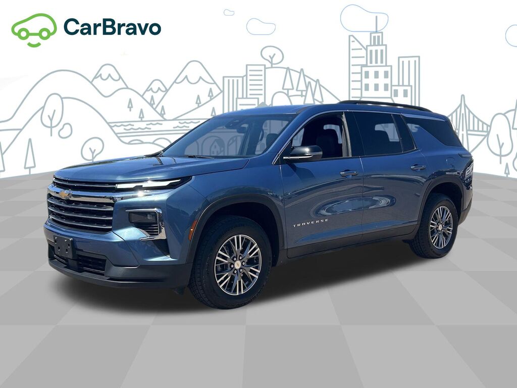 2025 Chevrolet Traverse LT — photo 1 of 7