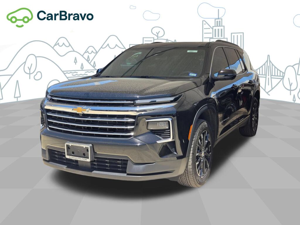 2025 Chevrolet Traverse LT — photo 1 of 6
