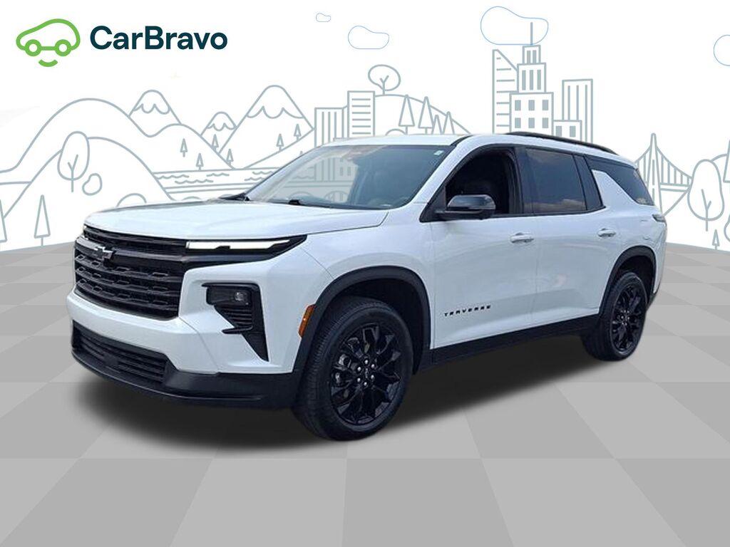 2025 Chevrolet Traverse LT — photo 1 of 7