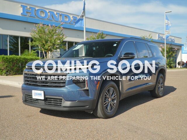 2025 Chevrolet Traverse LT