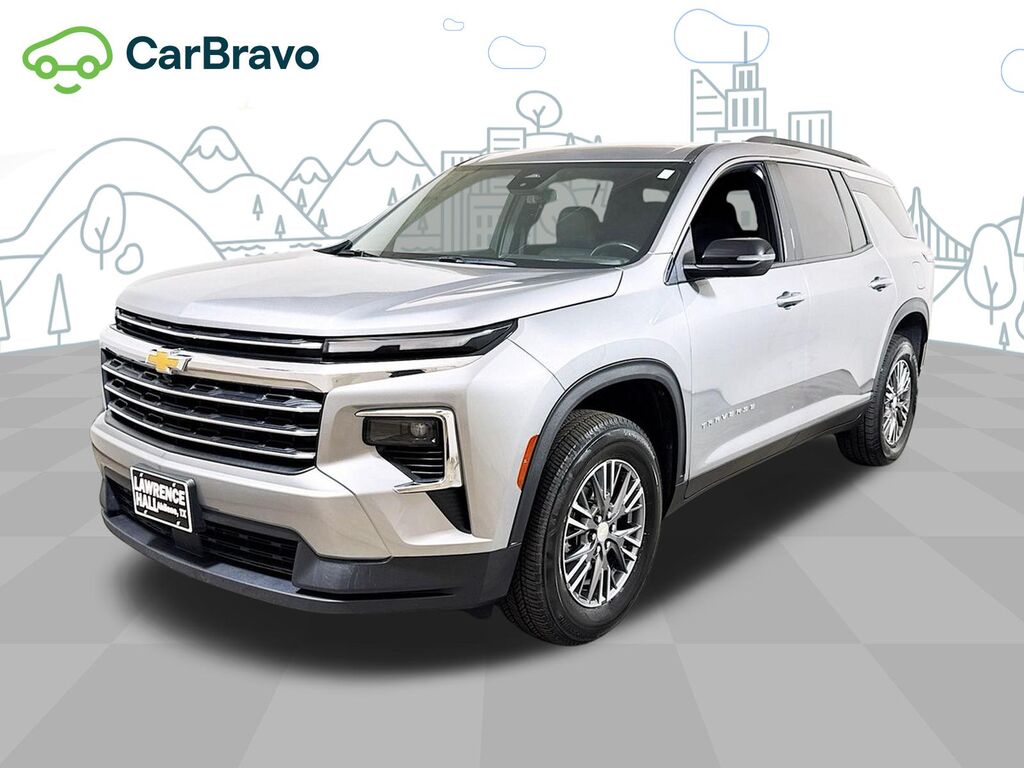 2025 Chevrolet Traverse LT — photo 1 of 6