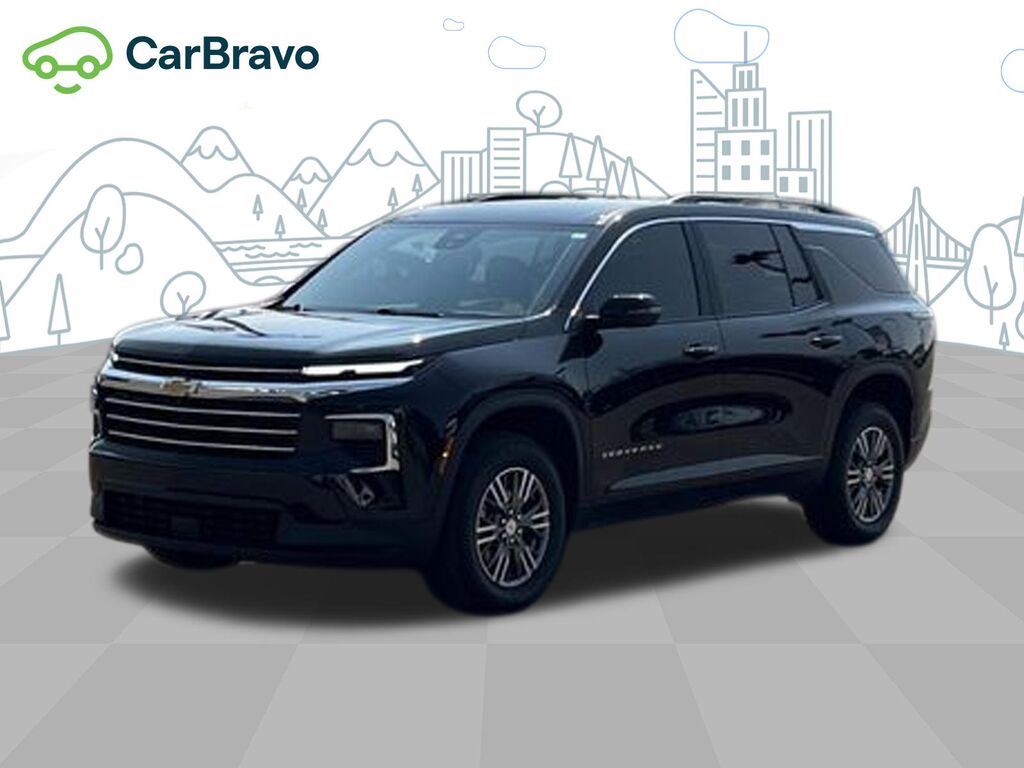 2025 Chevrolet Traverse LT — photo 1 of 7