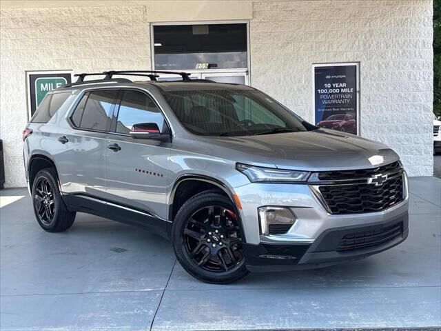 2023 Chevrolet Traverse Premier — photo 1 of 13