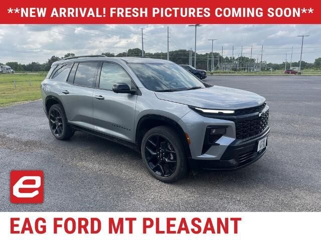 2025 Chevrolet Traverse RS