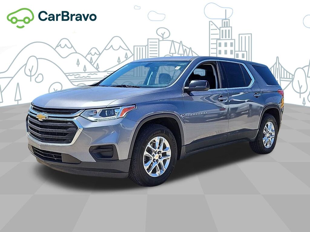 2021 Chevrolet Traverse LS — photo 1 of 7
