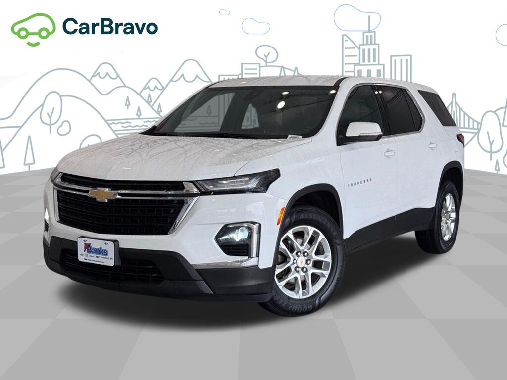 2023 Chevrolet Traverse LS — photo 1 of 7