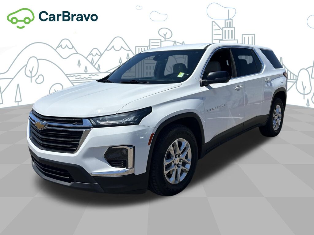 2023 Chevrolet Traverse LS — photo 1 of 6