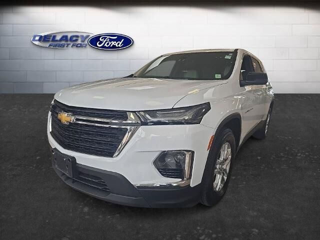 2023 Chevrolet Traverse LS — photo 1 of 13