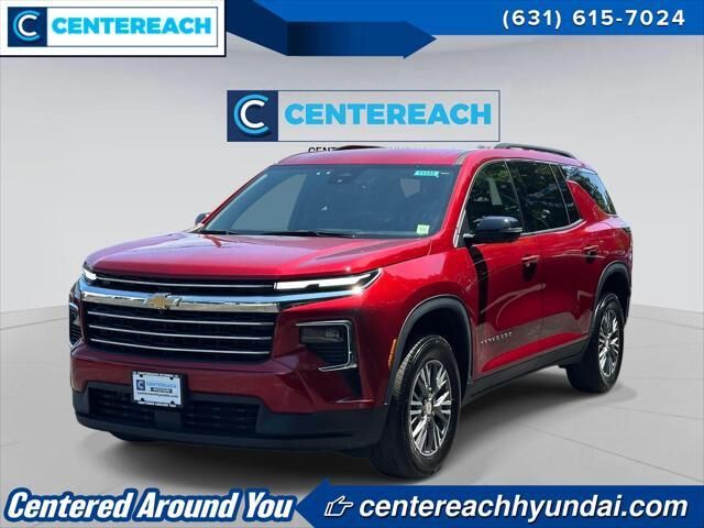 2024 Chevrolet Traverse LT