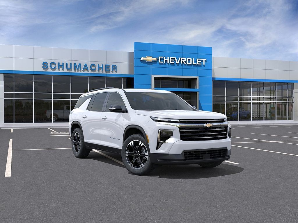 2027 Chevrolet Traverse LT — photo 1 of 1