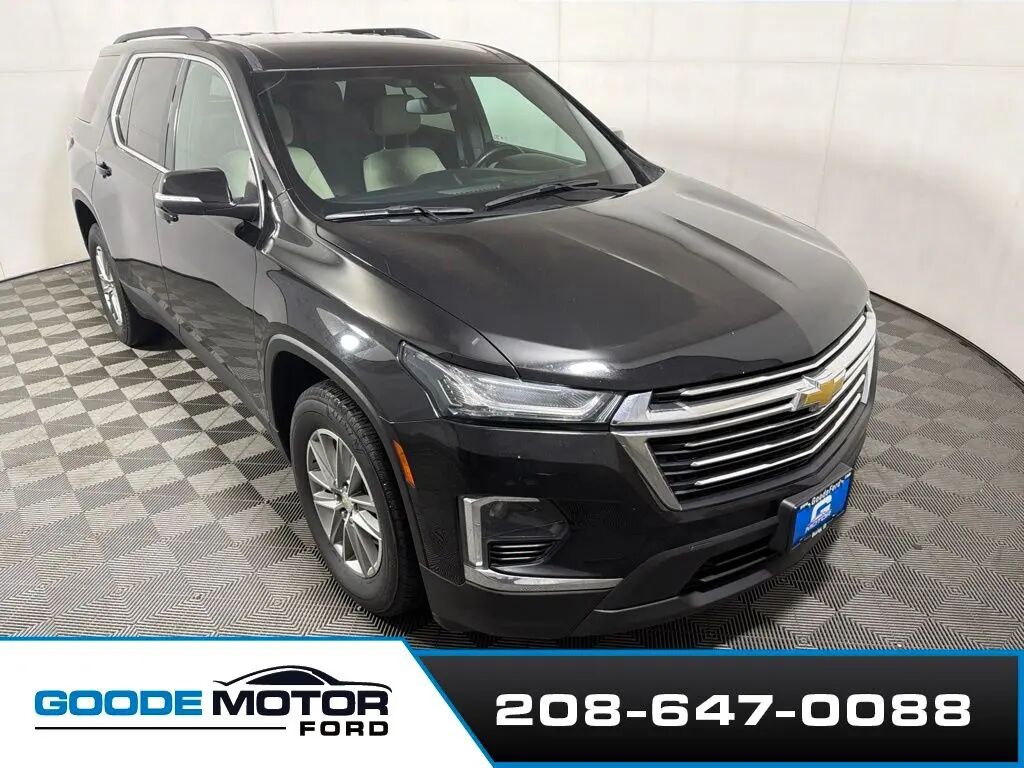 2023 Chevrolet Traverse LT Cloth — photo 1 of 13