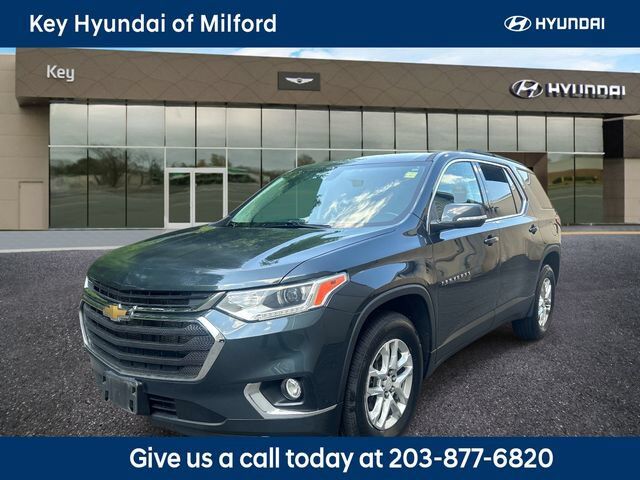 2021 Chevrolet Traverse LT Cloth