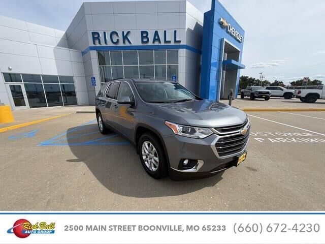 2021 Chevrolet Traverse LT Cloth