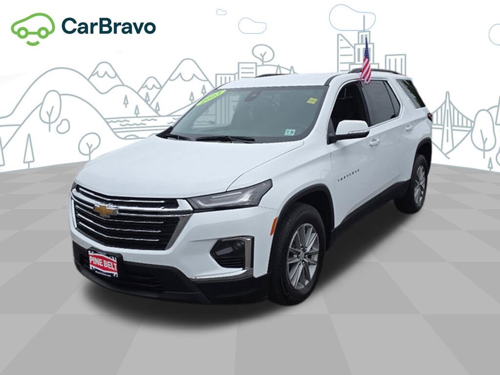 2023 Chevrolet Traverse LT Cloth — photo 1 of 6