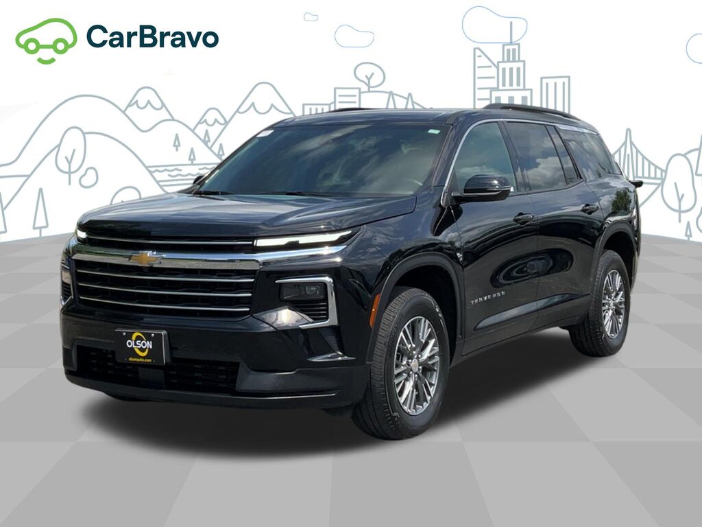 2025 Chevrolet Traverse LT — photo 1 of 6