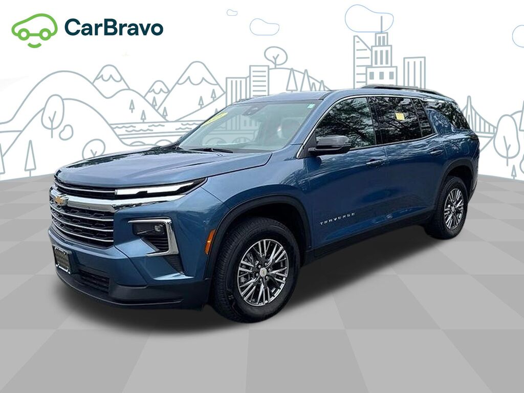 2025 Chevrolet Traverse LT — photo 1 of 6