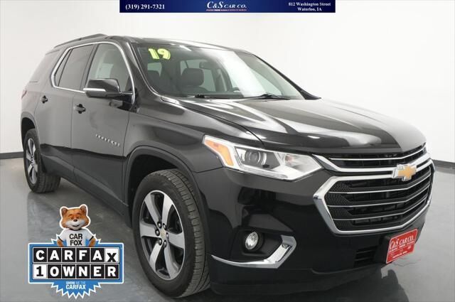 2019 Chevrolet Traverse LT Leather — photo 1 of 13