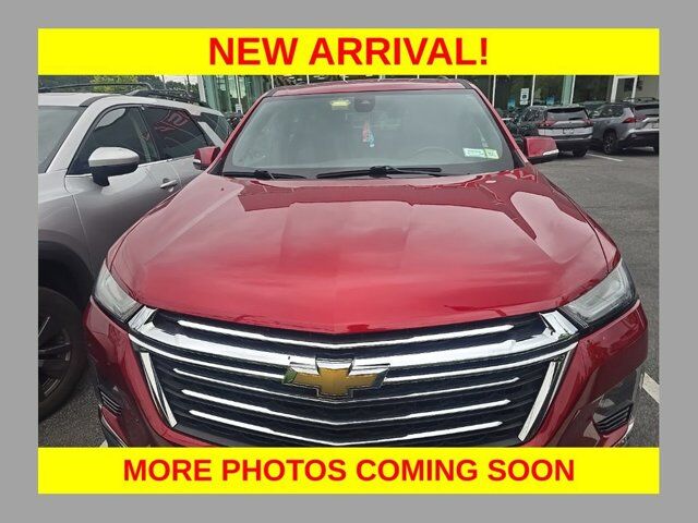 2023 Chevrolet Traverse LT Leather