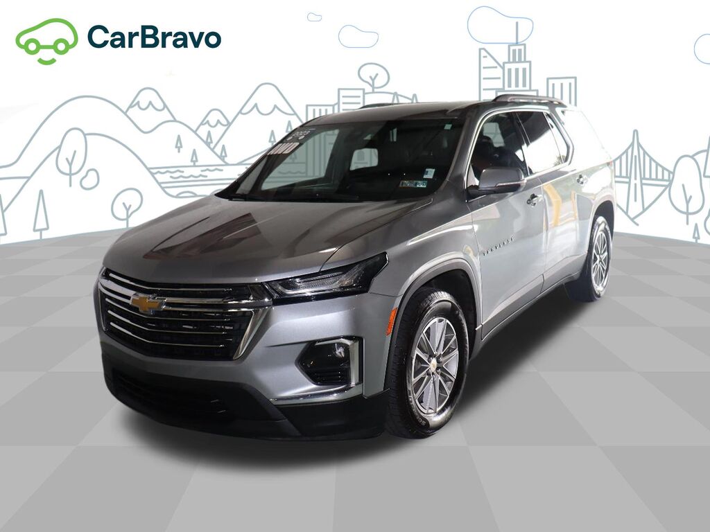 2023 Chevrolet Traverse LT Leather — photo 1 of 7