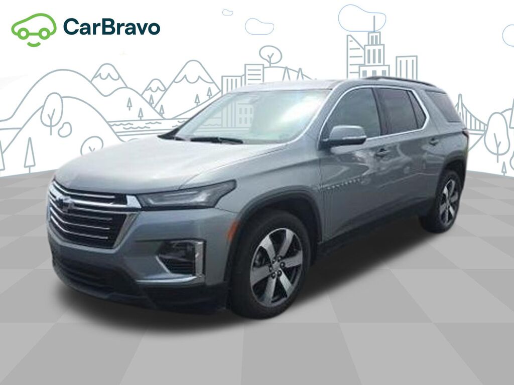 2023 Chevrolet Traverse LT Leather — photo 1 of 6