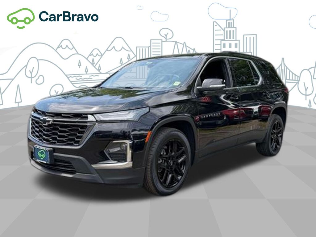 2022 Chevrolet Traverse LT Leather — photo 1 of 6