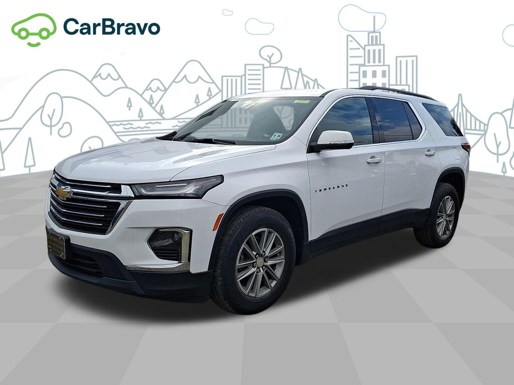2023 Chevrolet Traverse LT Leather — photo 1 of 7