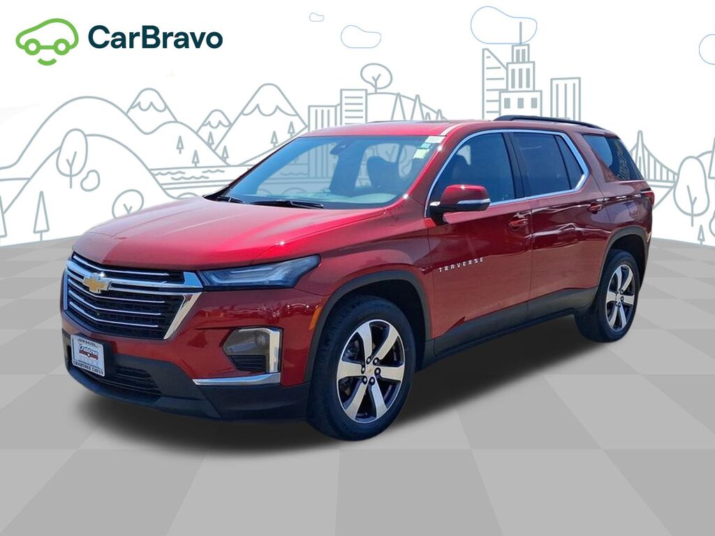 2023 Chevrolet Traverse LT Leather — photo 1 of 6