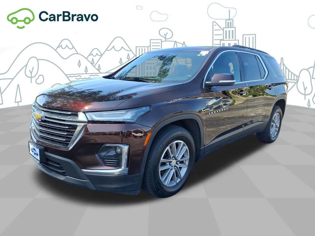 2023 Chevrolet Traverse LT Leather — photo 1 of 6
