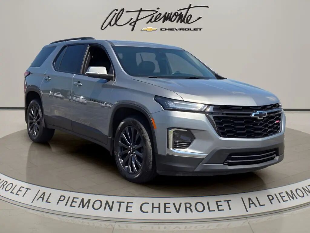 2023 Chevrolet Traverse RS — photo 1 of 13