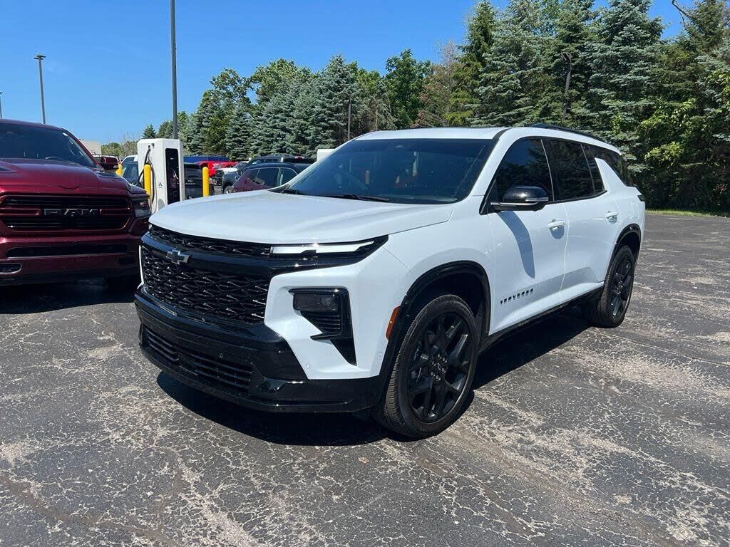 2026 Chevrolet Traverse RS — photo 1 of 2