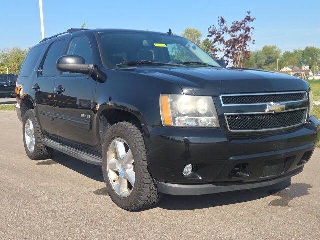 2009 Chevrolet Tahoe LT w/2LT — photo 1 of 1