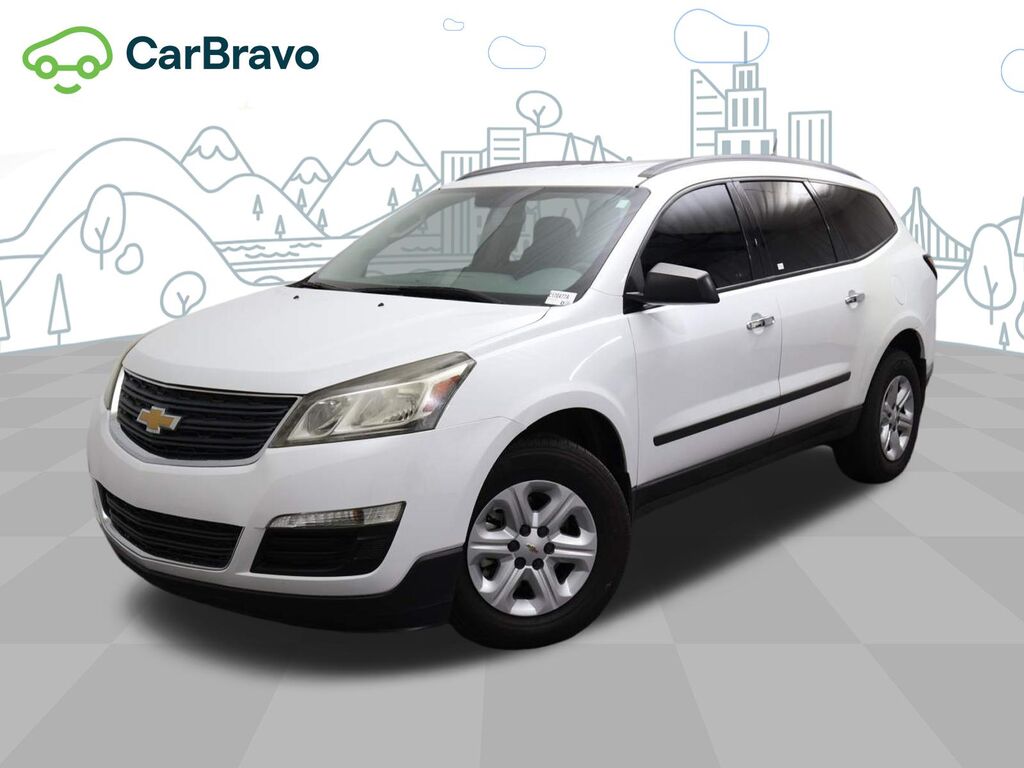 2017 Chevrolet Traverse LS — photo 1 of 7
