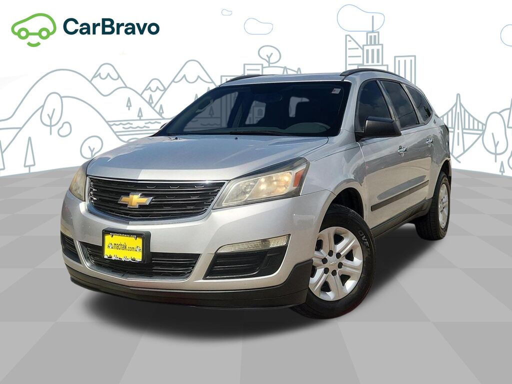 2015 Chevrolet Traverse LS — photo 1 of 7